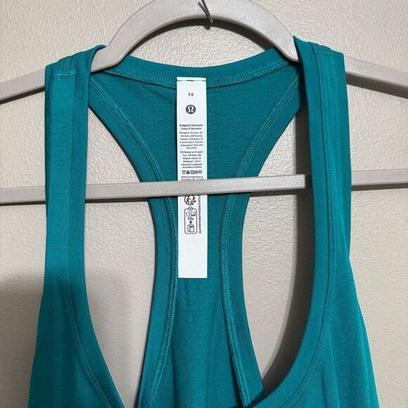 Lululemon Swiftly Tech Racerback 2.0 *Race Length size 14 - Picture 4 of 5